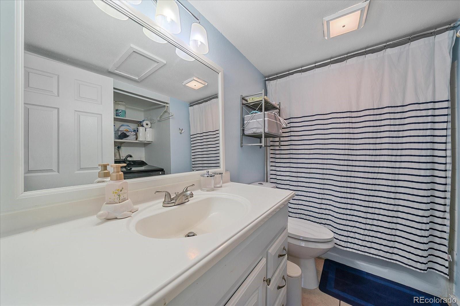 MLS Image #23 for 2525 s dayton way,denver, Colorado