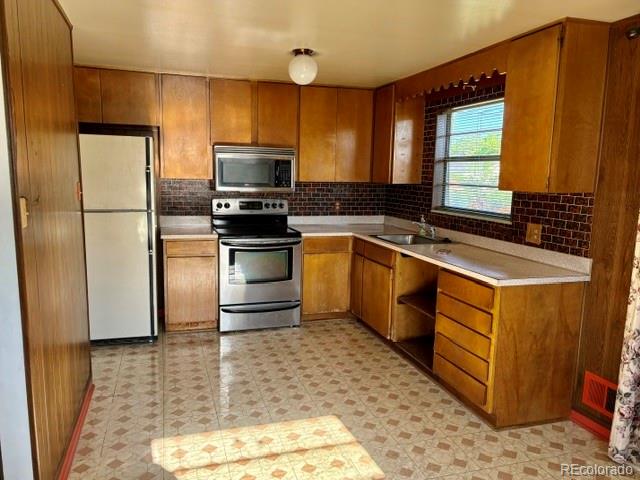 MLS Image #9 for 1461  phillips drive,denver, Colorado