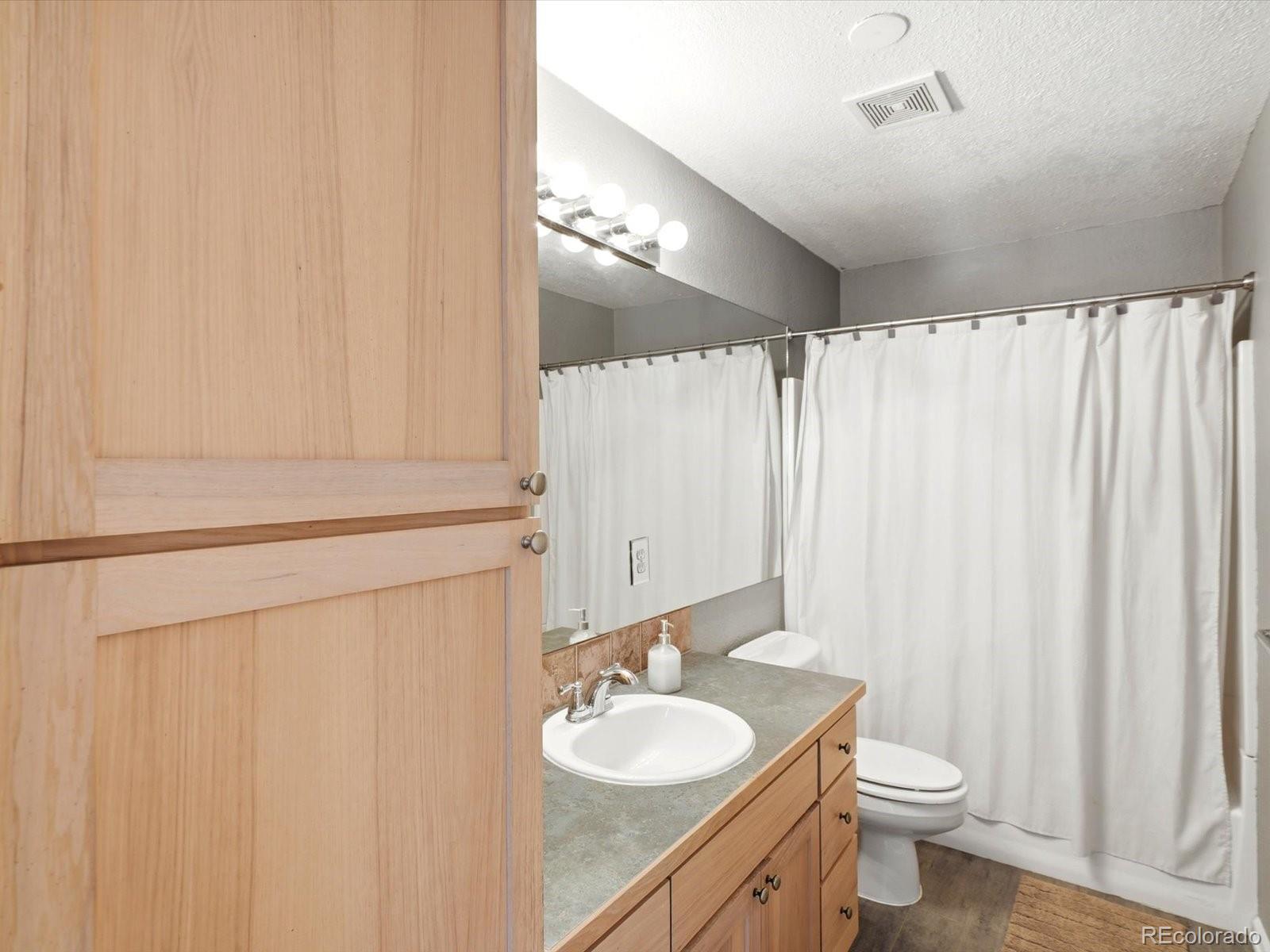 MLS Image #11 for 17050  eagle street,fort lupton, Colorado