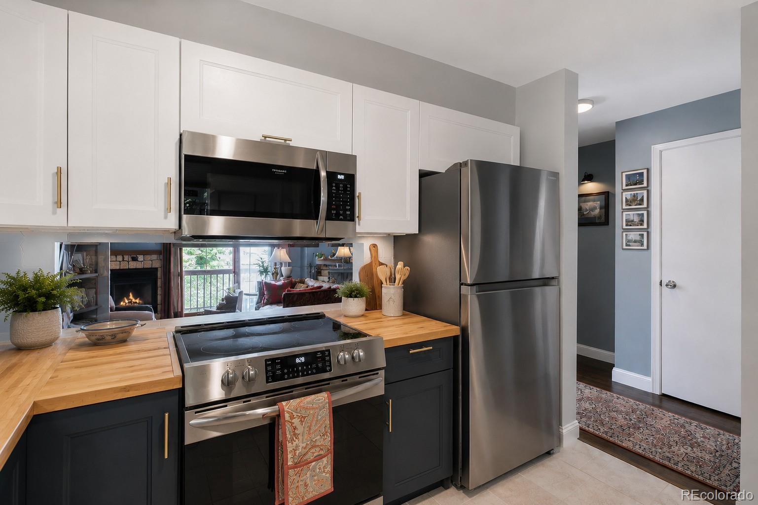 MLS Image #12 for 4049 s richfield way,aurora, Colorado