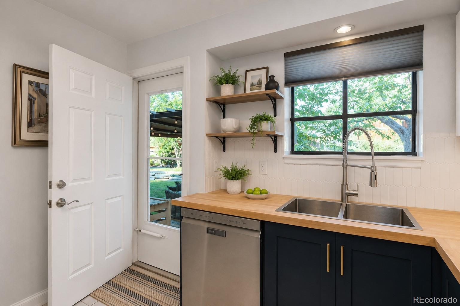 MLS Image #13 for 4049 s richfield way,aurora, Colorado