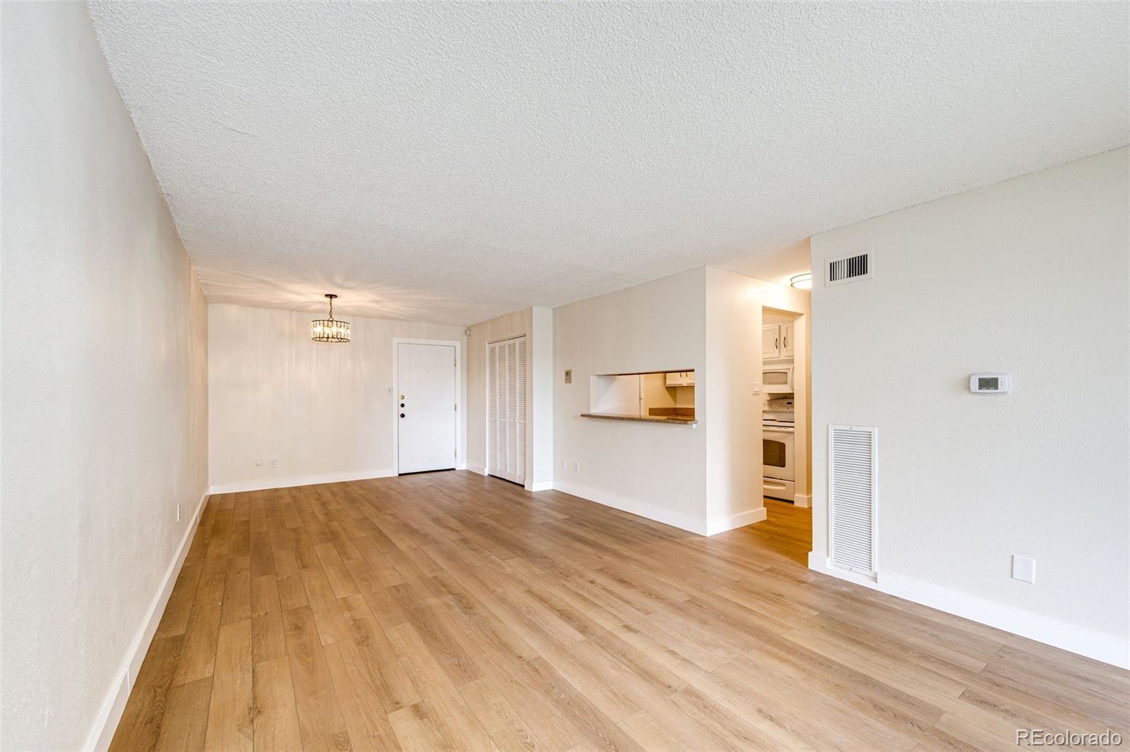 MLS Image #11 for 2  adams street,denver, Colorado