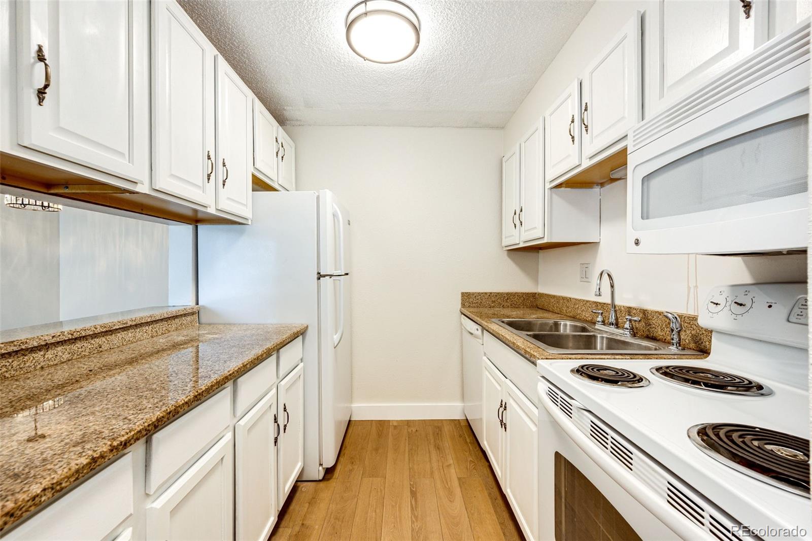 MLS Image #14 for 2  adams street,denver, Colorado