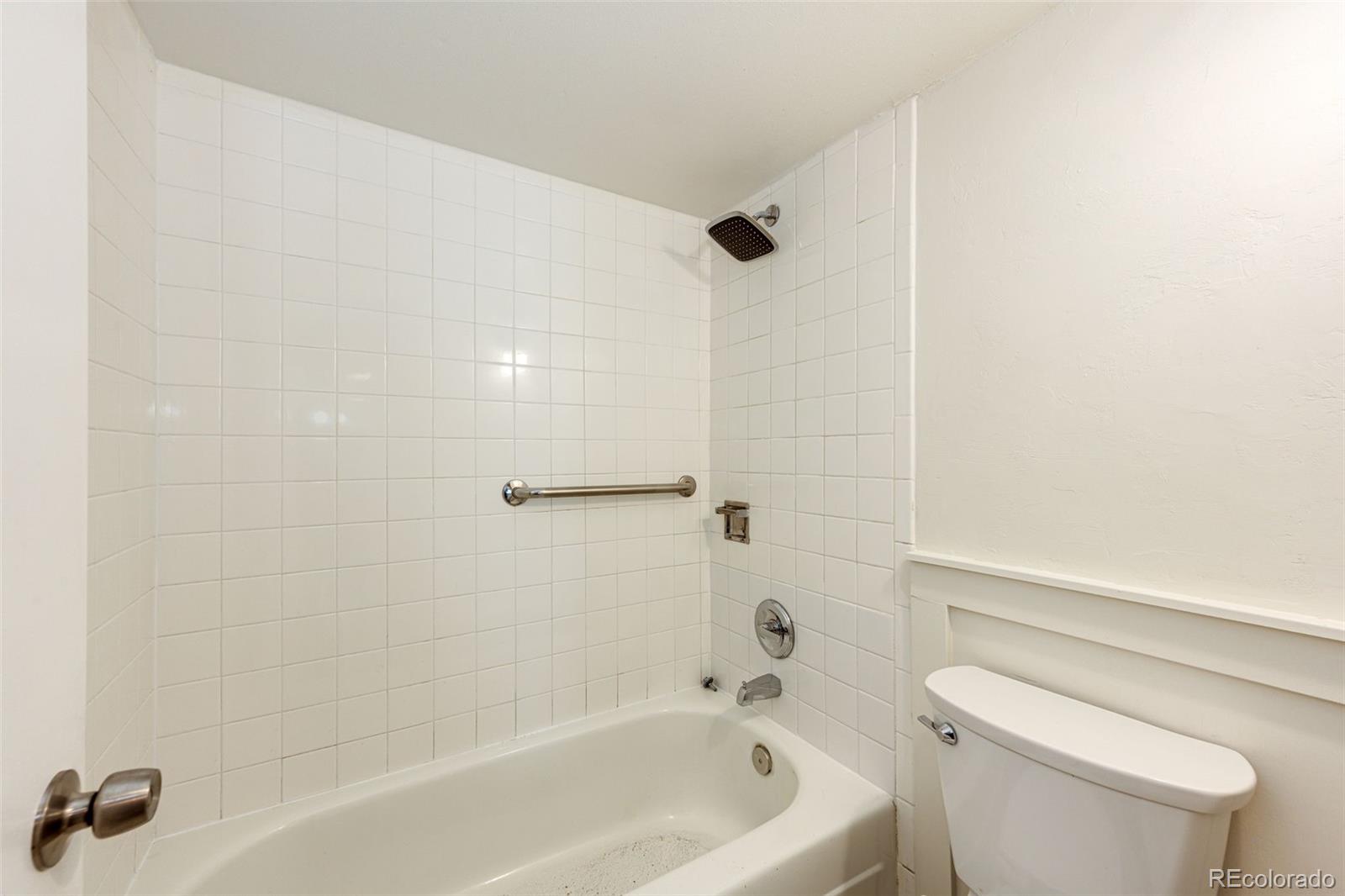 MLS Image #16 for 2  adams street,denver, Colorado