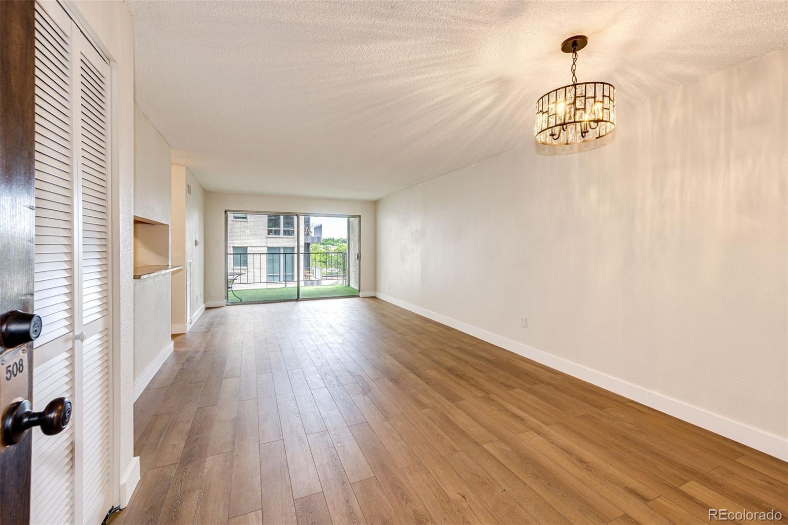MLS Image #6 for 2  adams street,denver, Colorado