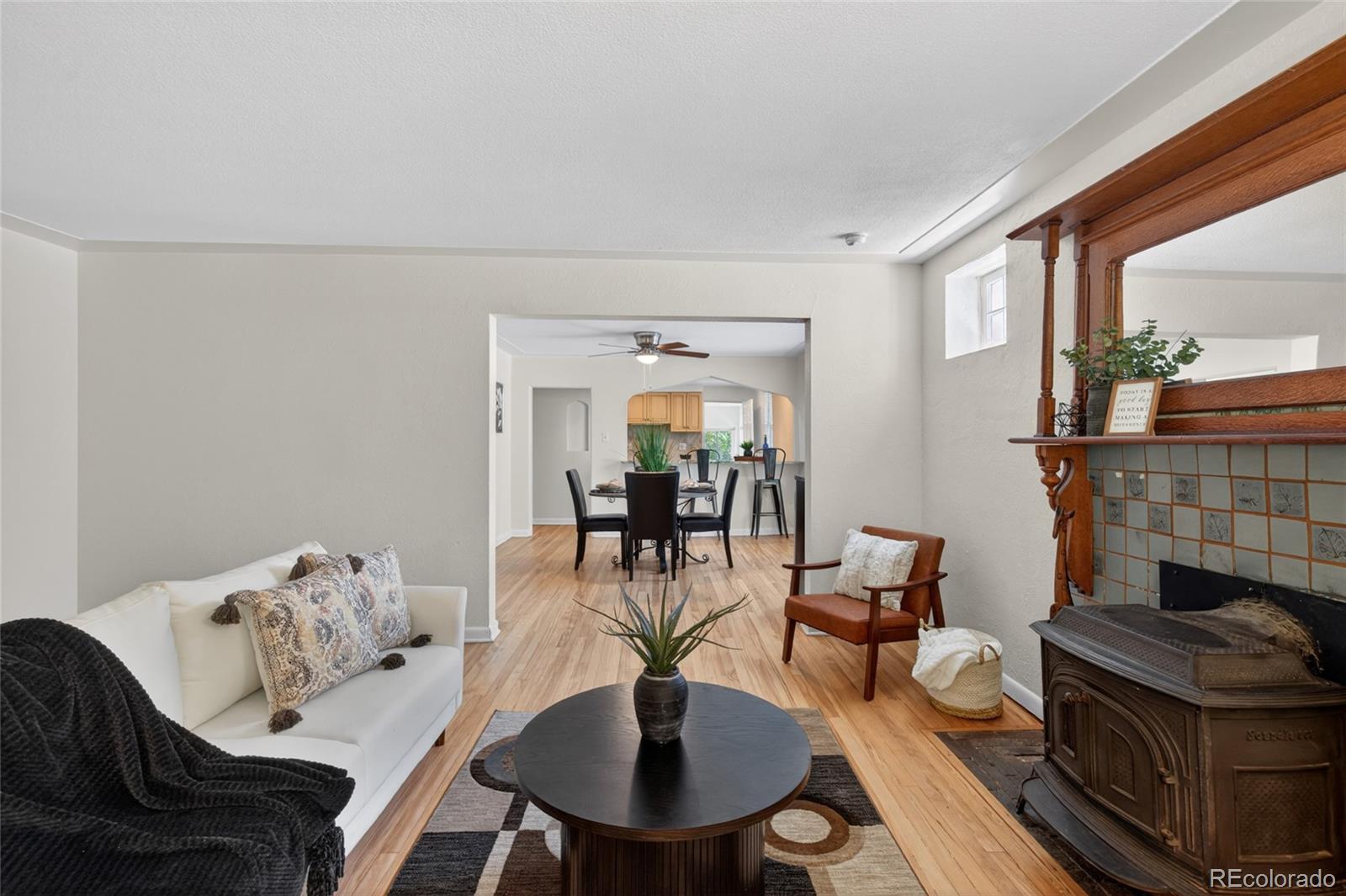 MLS Image #11 for 1380  poplar street,denver, Colorado