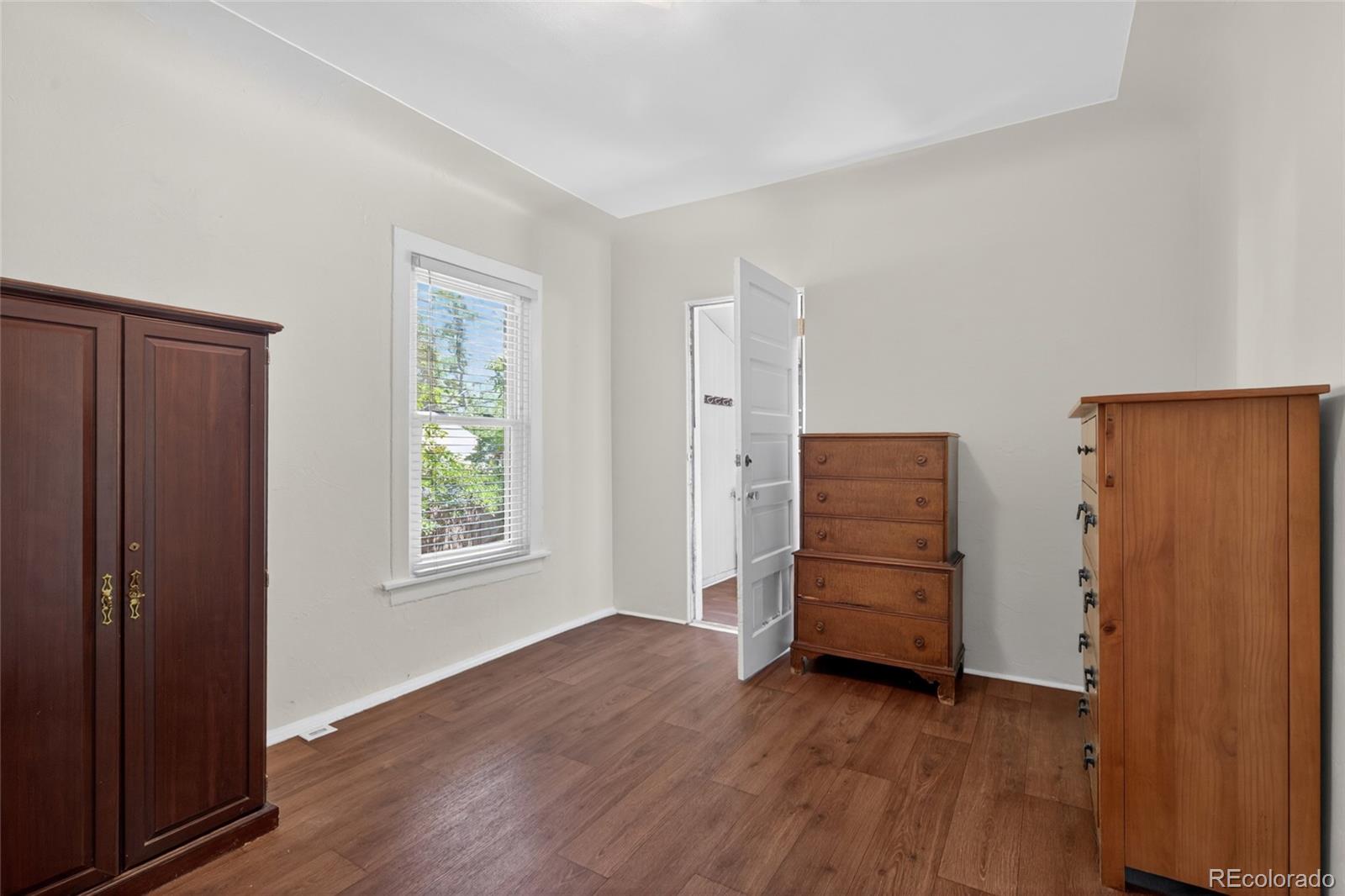 MLS Image #24 for 1380  poplar street,denver, Colorado