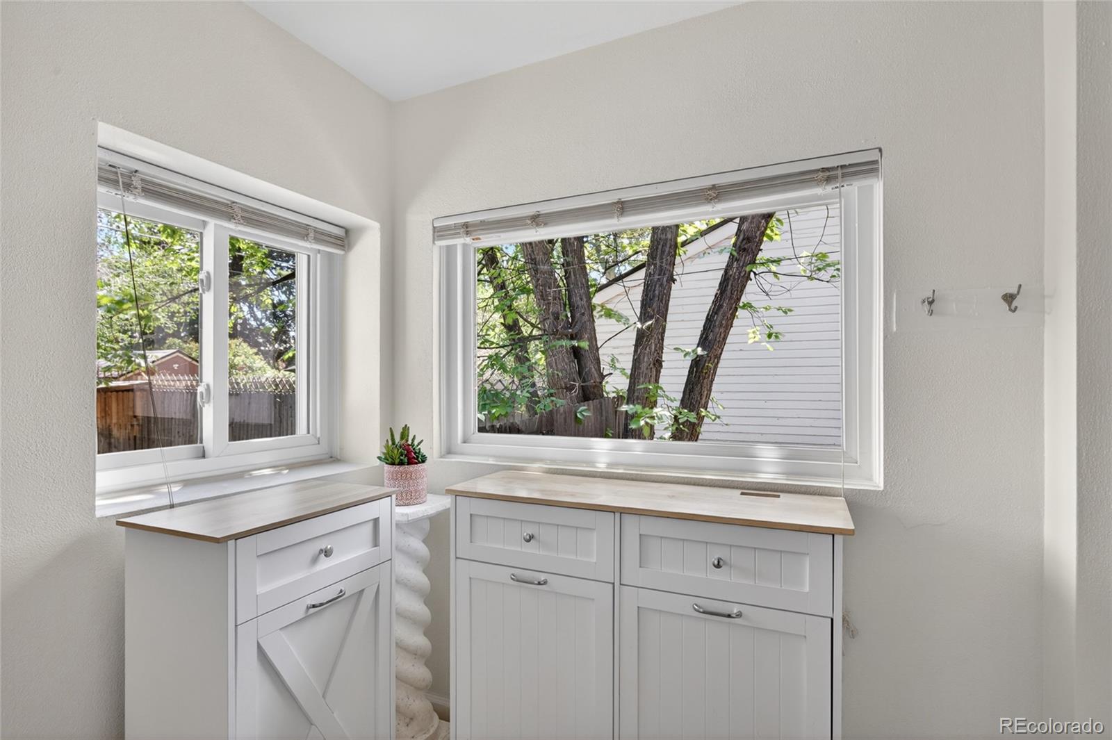 MLS Image #36 for 1380  poplar street,denver, Colorado