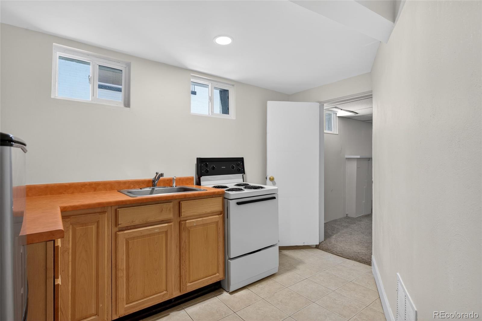 MLS Image #37 for 1380  poplar street,denver, Colorado