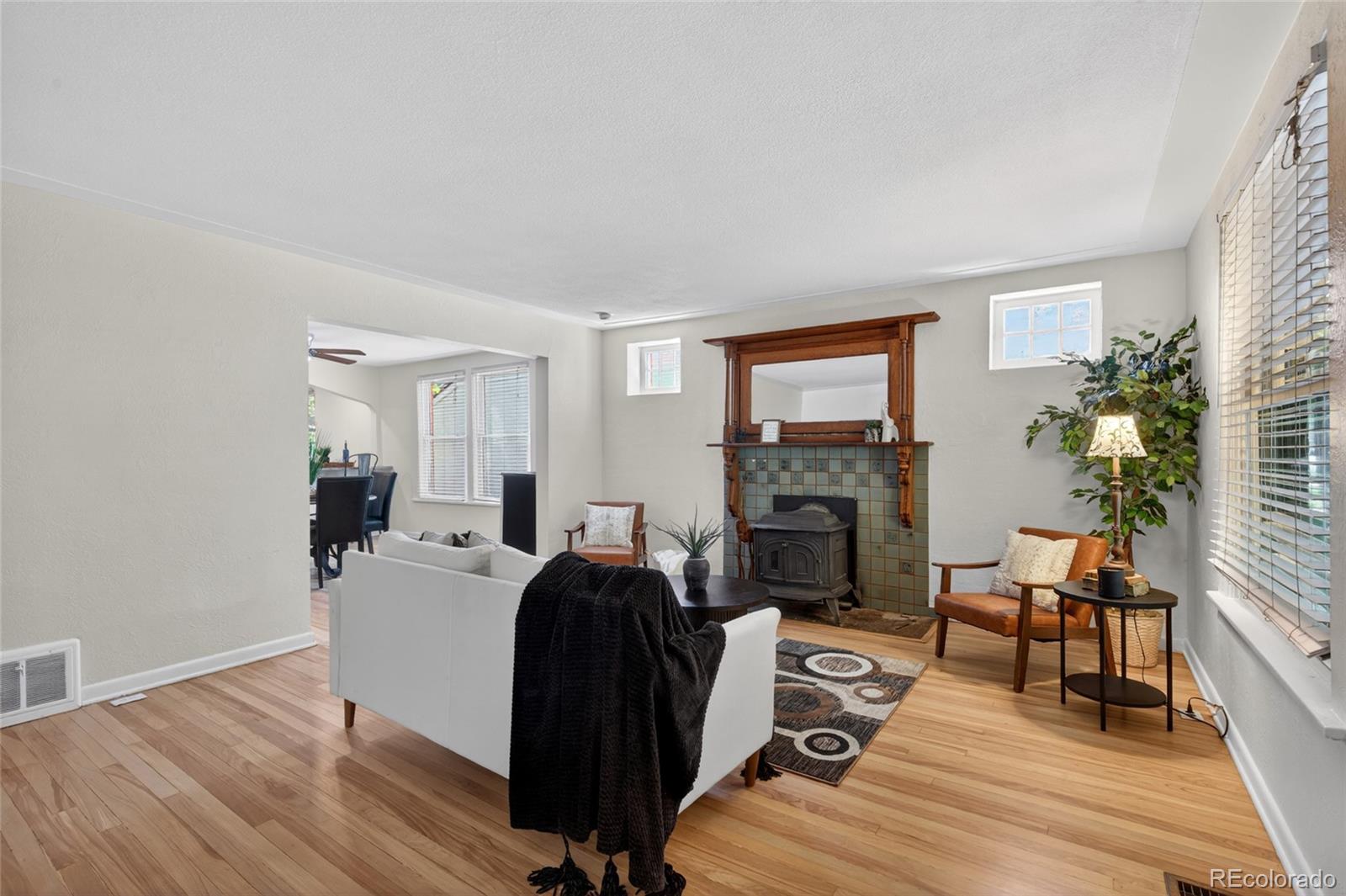 MLS Image #6 for 1380  poplar street,denver, Colorado