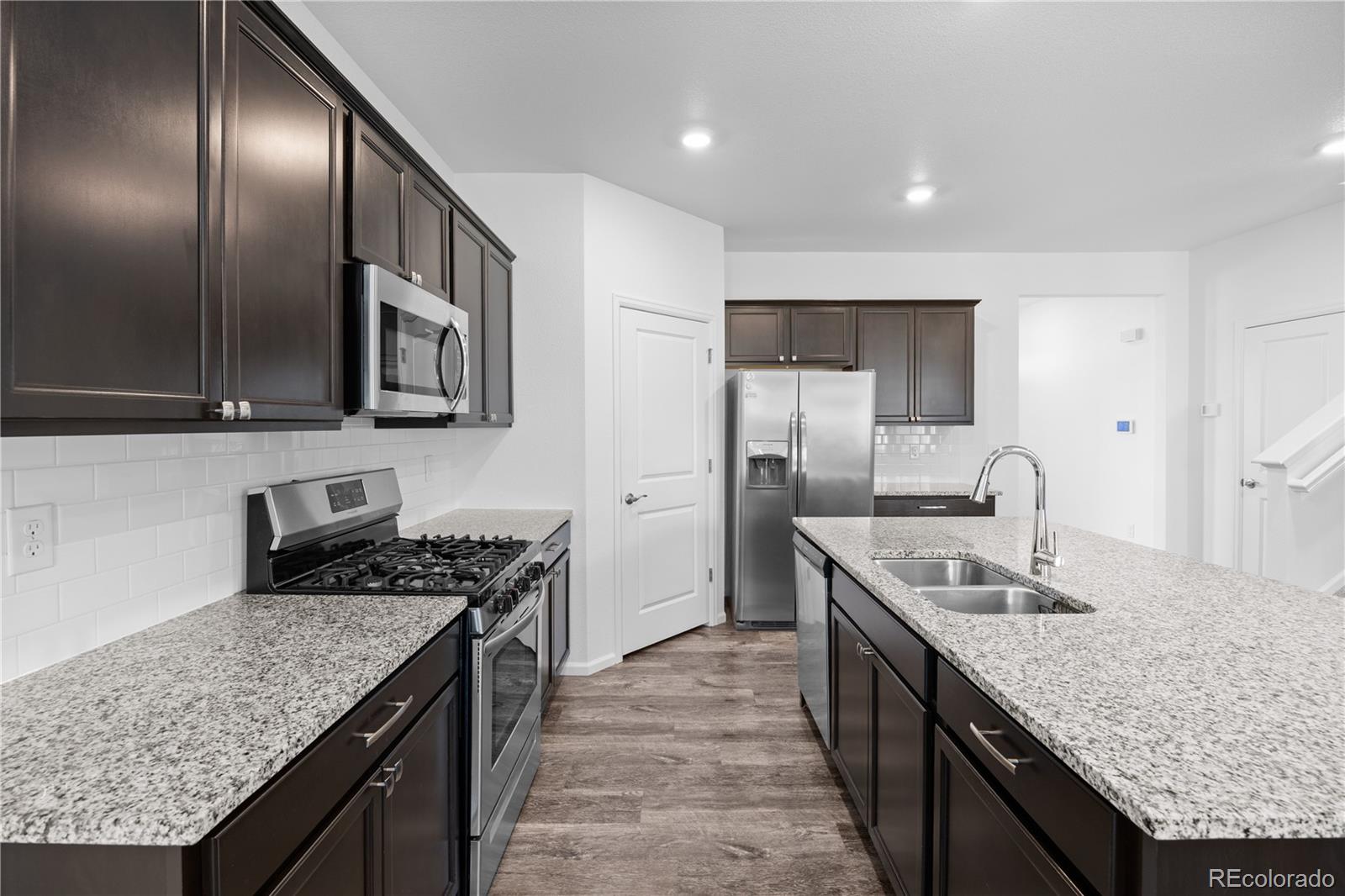 MLS Image #11 for 26754 e archer avenue,aurora, Colorado