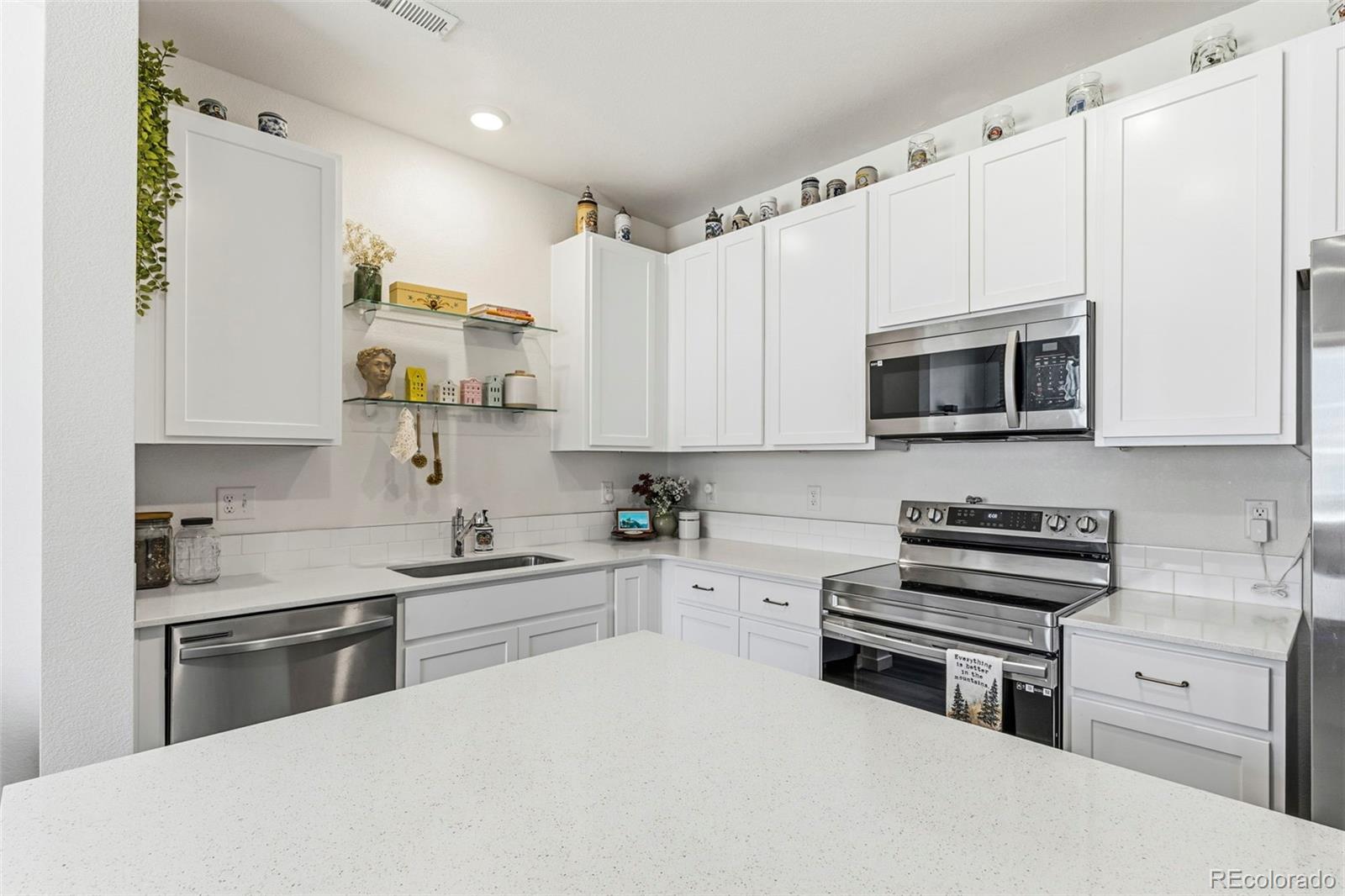 MLS Image #10 for 503 s rollie avenue,fort lupton, Colorado