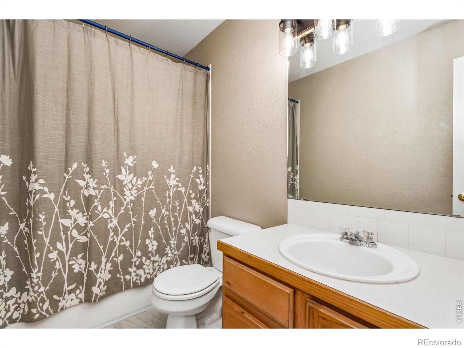 MLS Image #21 for 3819  drake court,loveland, Colorado