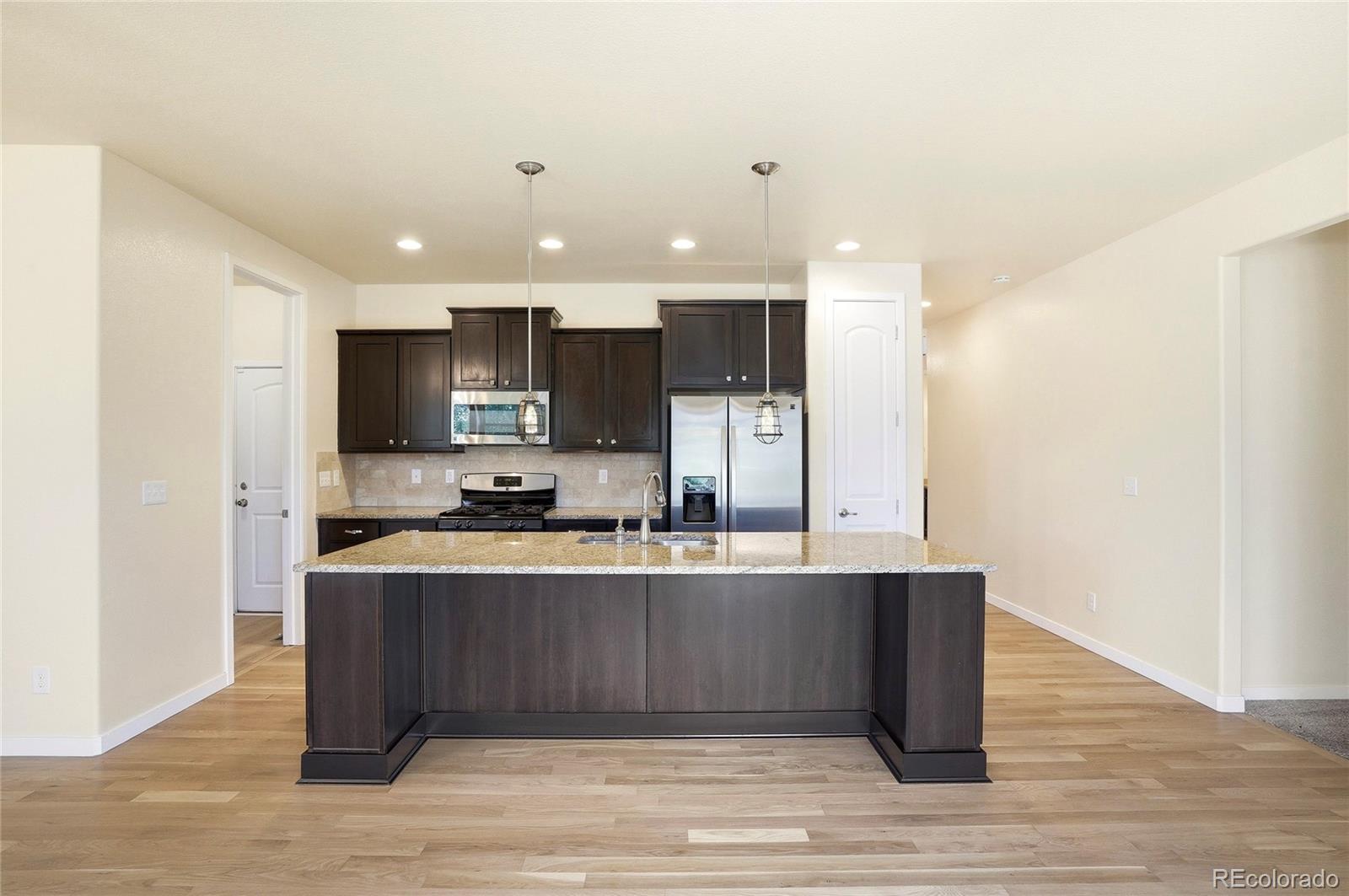 MLS Image #4 for 15952  village circle,brighton, Colorado