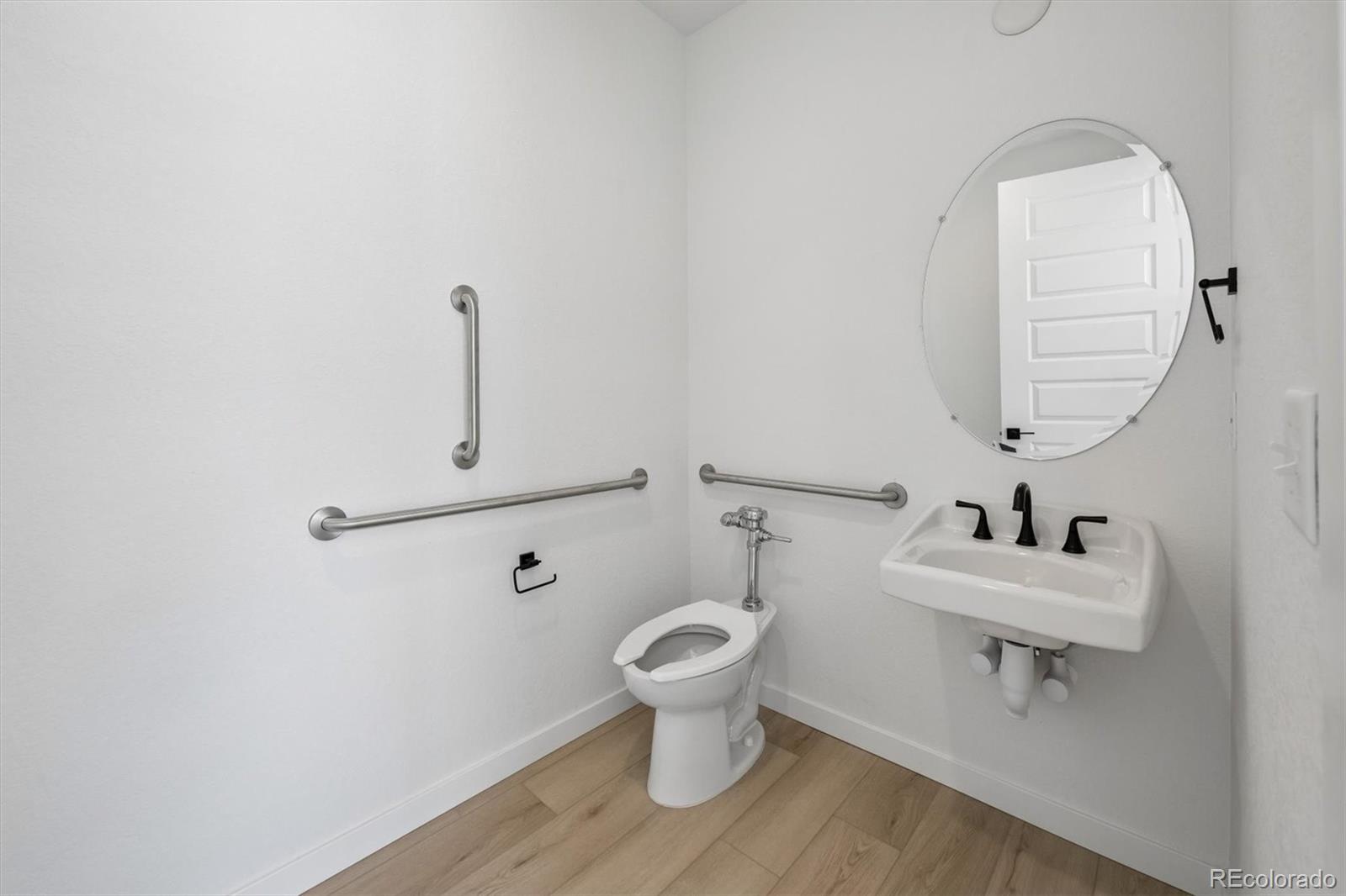 MLS Image #3 for 11463 e briarwood circle,centennial, Colorado