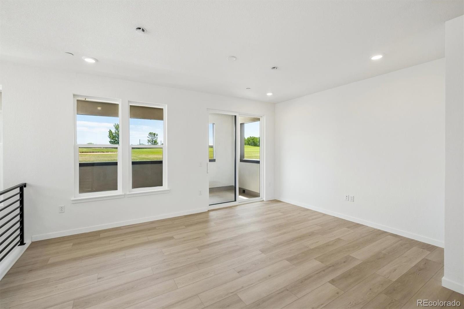 MLS Image #5 for 11463 e briarwood circle,centennial, Colorado