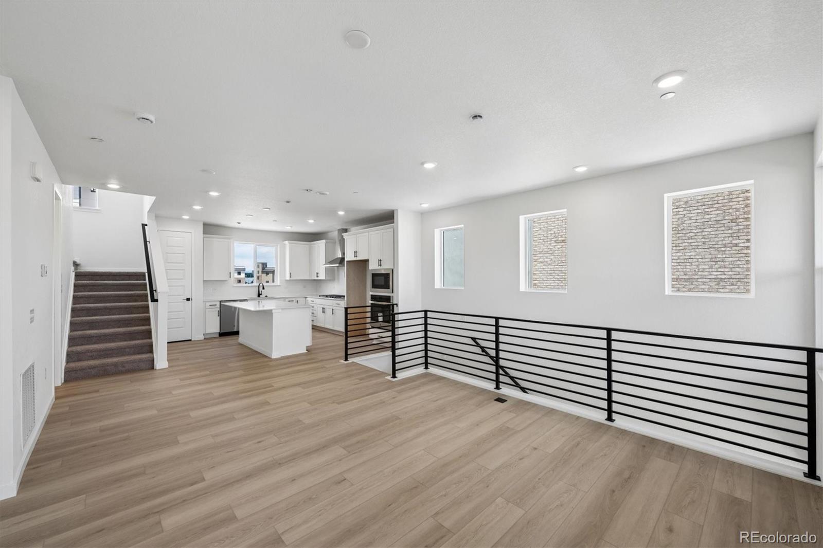MLS Image #6 for 11463 e briarwood circle,centennial, Colorado