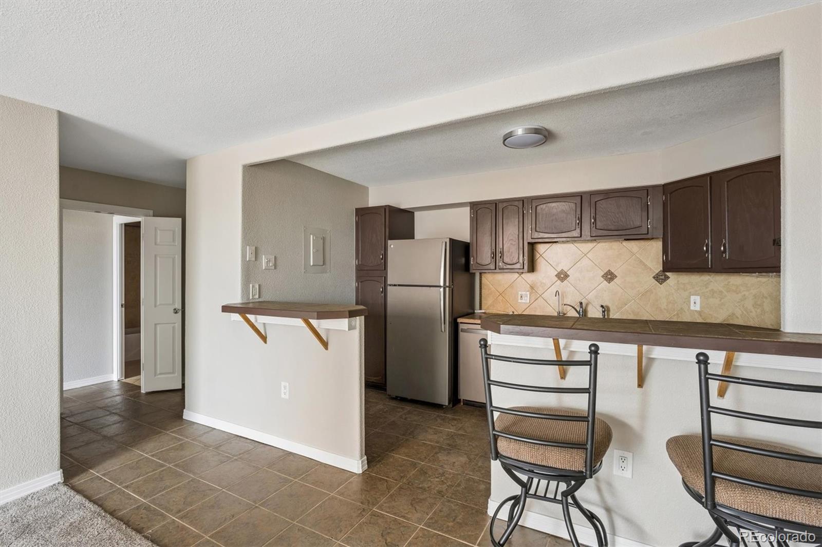 MLS Image #7 for 1625  larimer street 702,denver, Colorado