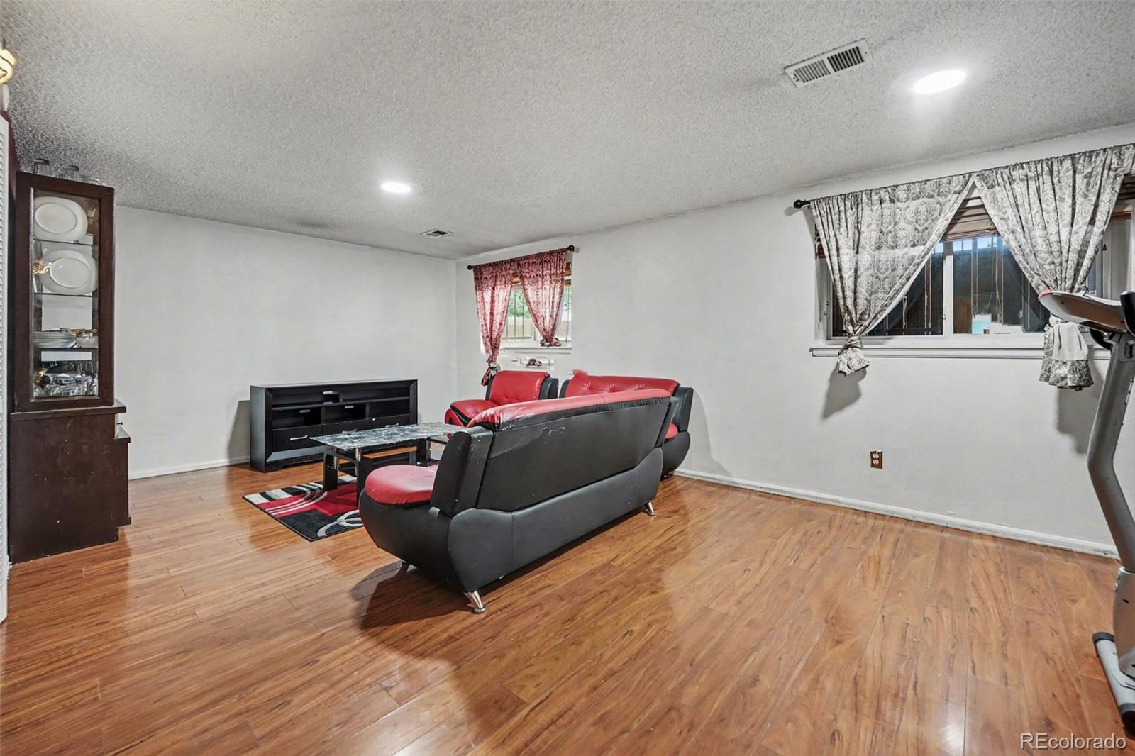 MLS Image #10 for 11239 e center avenue,aurora, Colorado