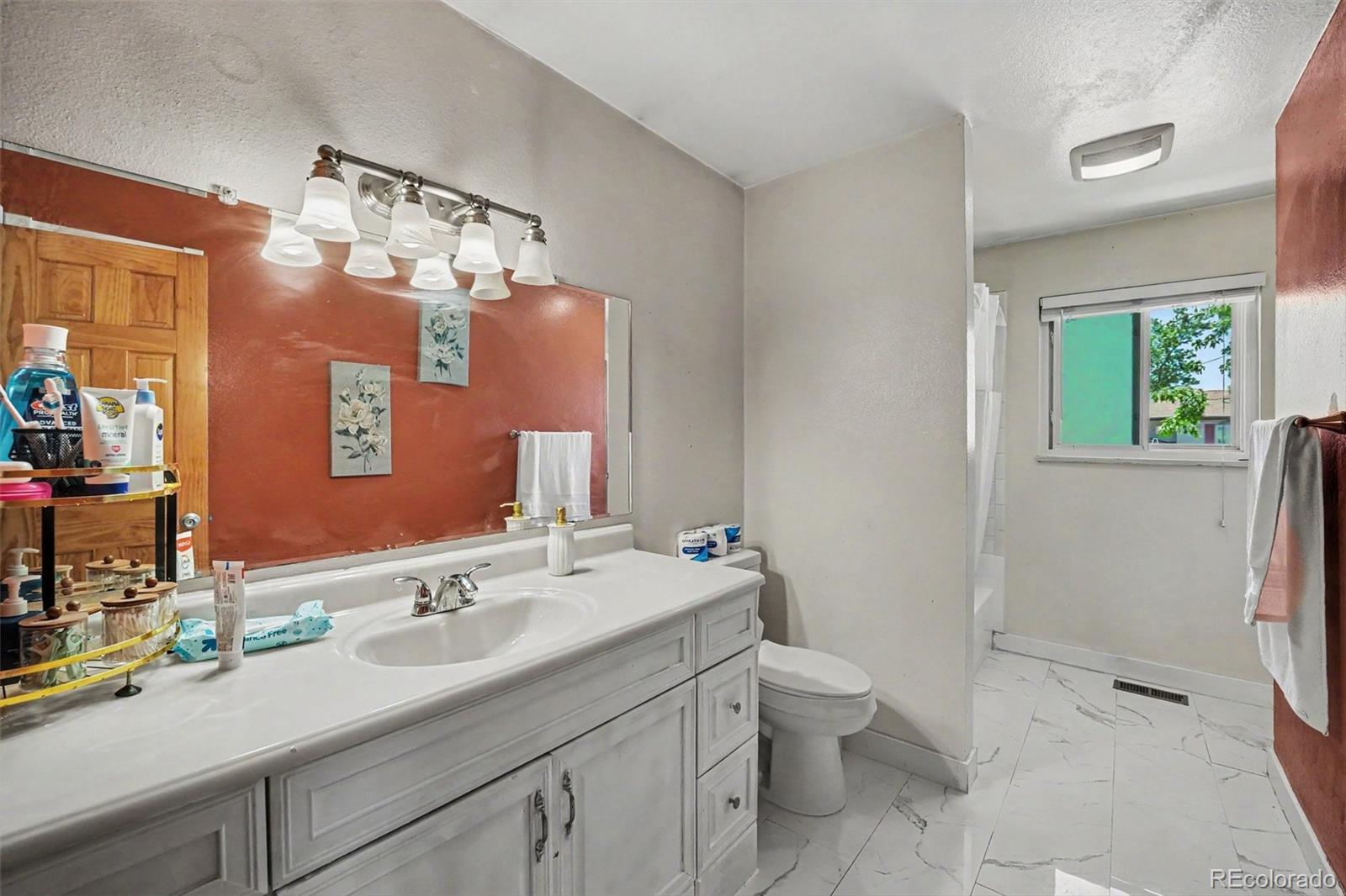 MLS Image #16 for 11239 e center avenue,aurora, Colorado