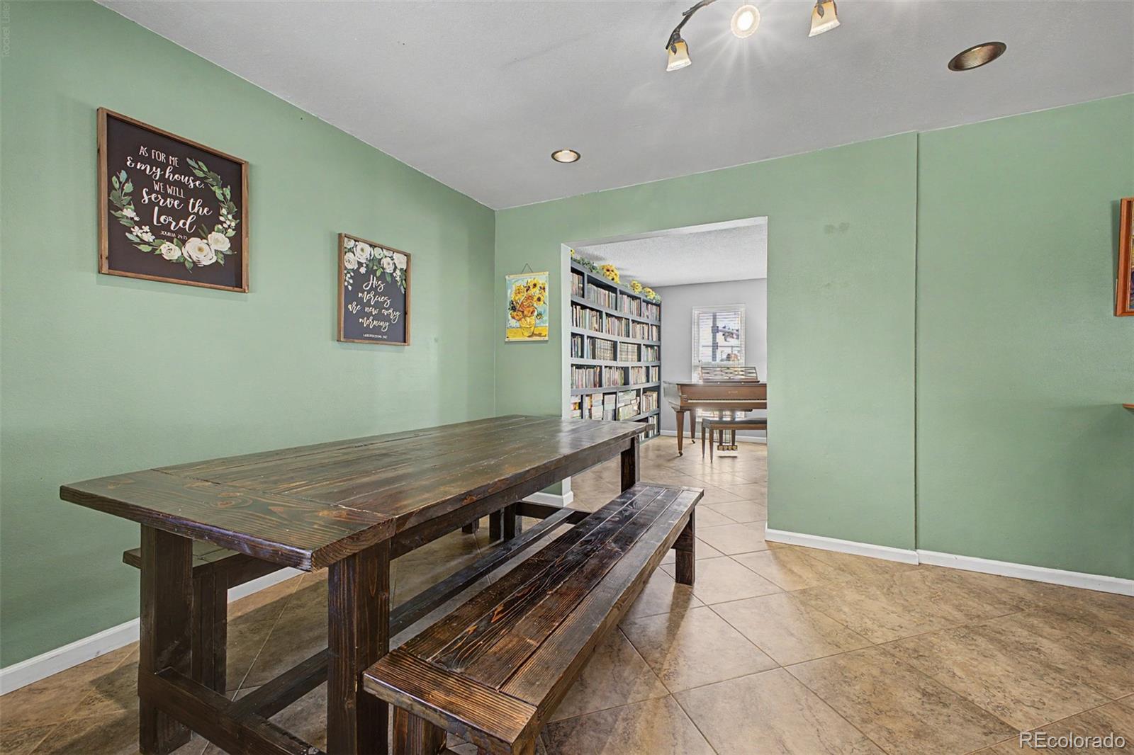 MLS Image #10 for 2405 s granby way,aurora, Colorado