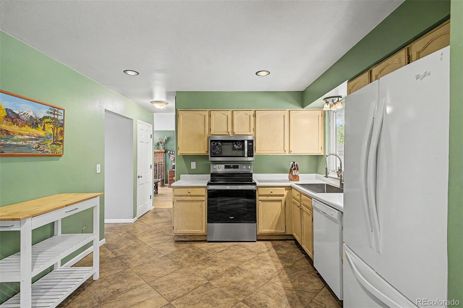 MLS Image #13 for 2405 s granby way,aurora, Colorado