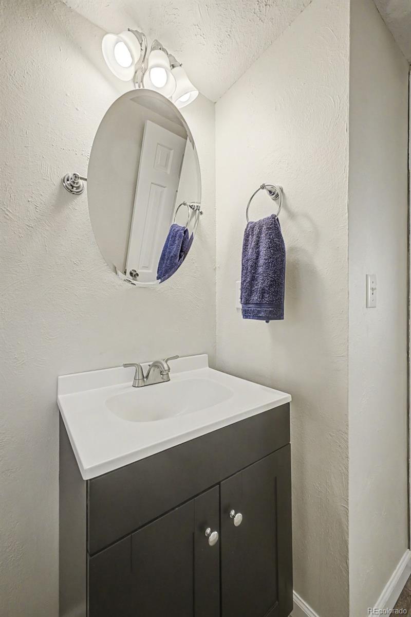 MLS Image #16 for 2405 s granby way,aurora, Colorado