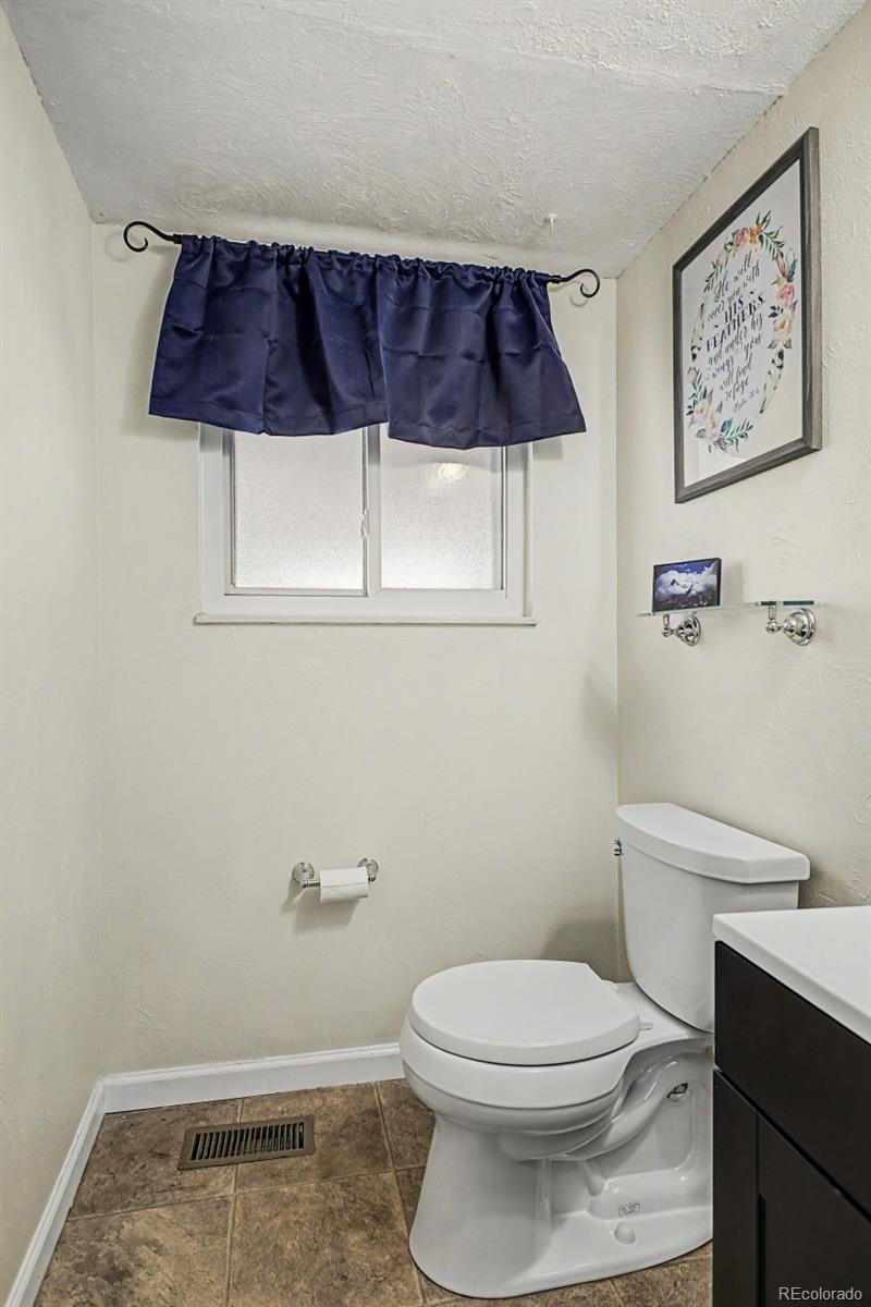 MLS Image #17 for 2405 s granby way,aurora, Colorado