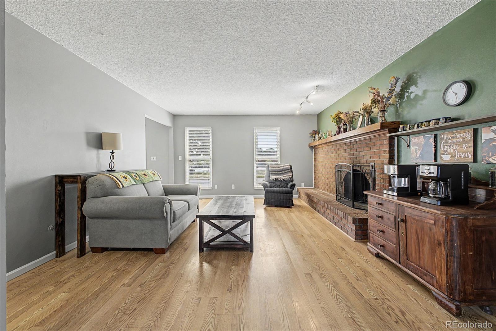 MLS Image #4 for 2405 s granby way,aurora, Colorado