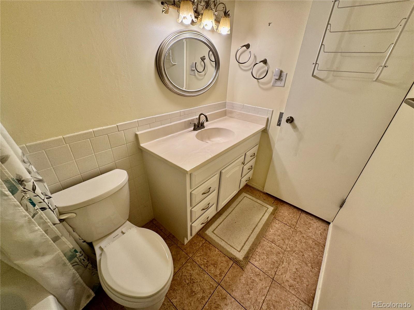 MLS Image #6 for 585 s alton way,denver, Colorado
