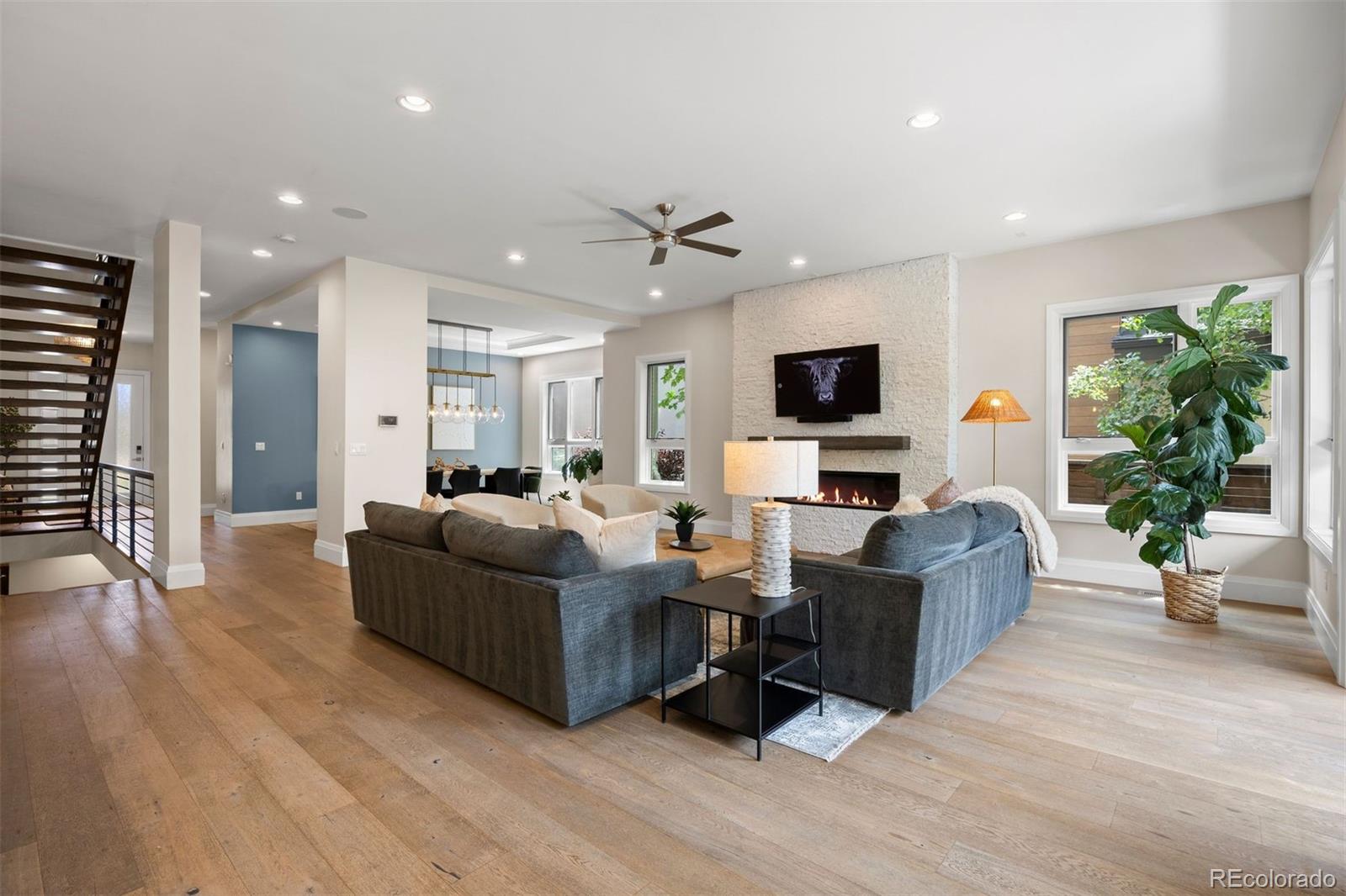MLS Image #12 for 63 n magnolia way,denver, Colorado