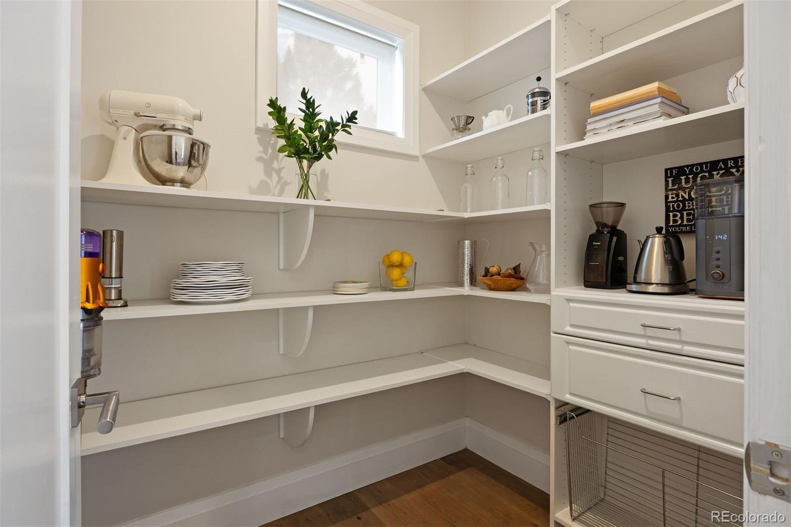MLS Image #21 for 63 n magnolia way,denver, Colorado