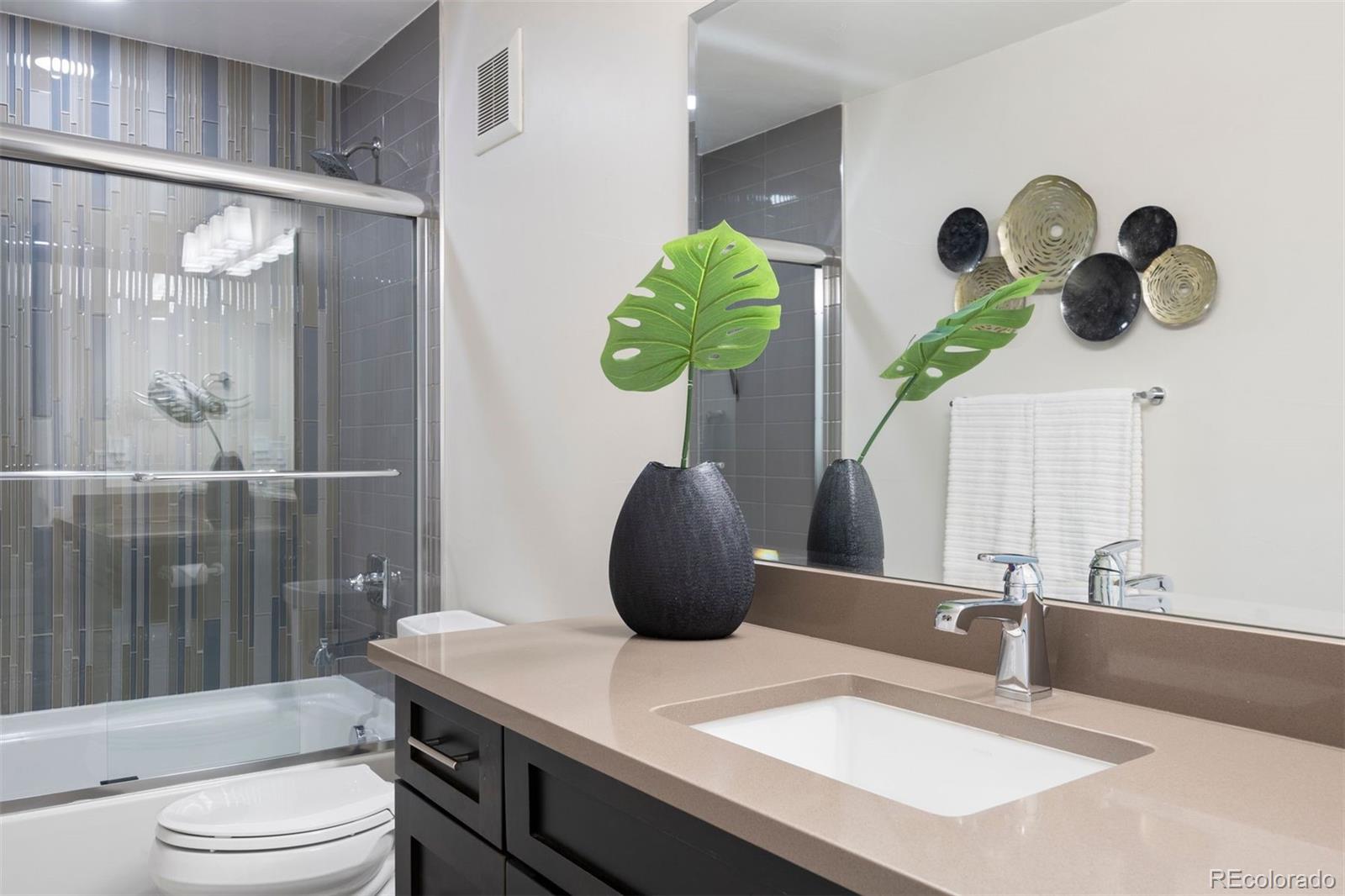 MLS Image #40 for 63 n magnolia way,denver, Colorado