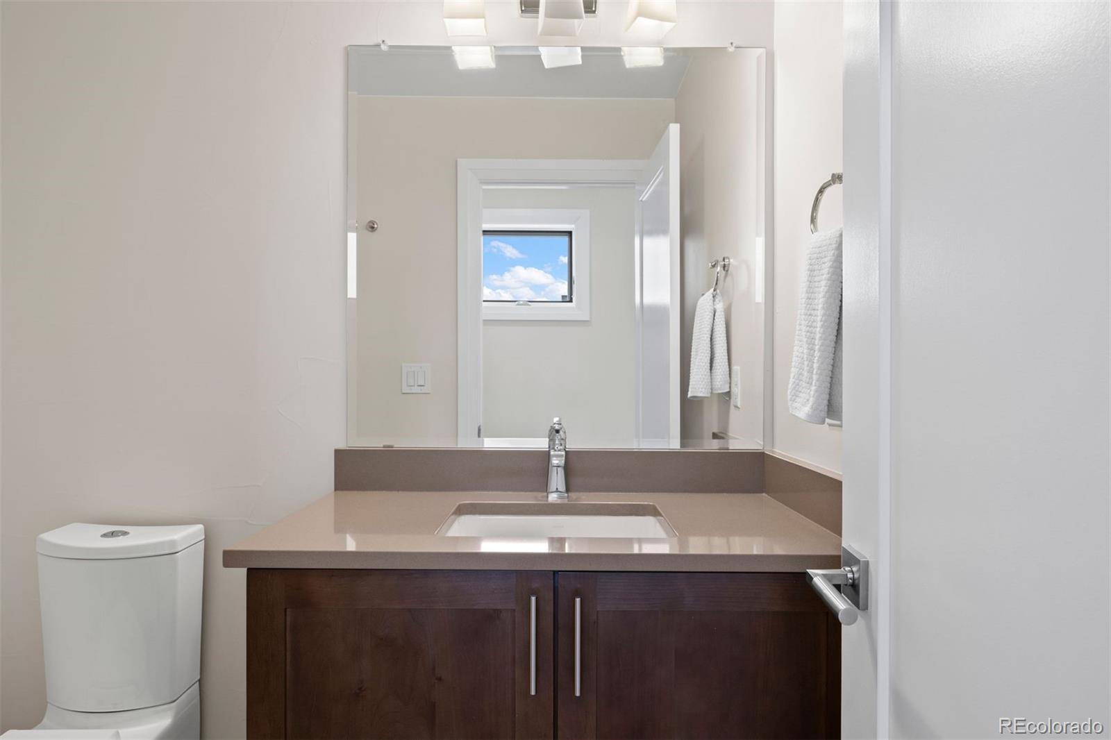 MLS Image #41 for 63 n magnolia way,denver, Colorado