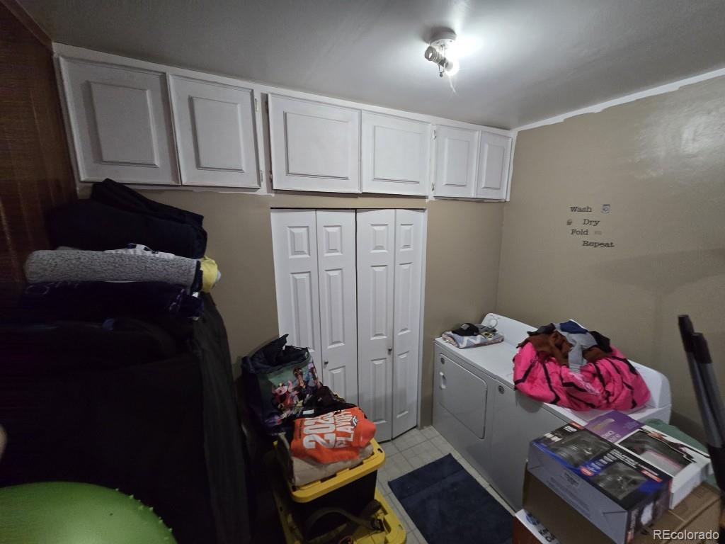 MLS Image #4 for 1437 s yates street,denver, Colorado