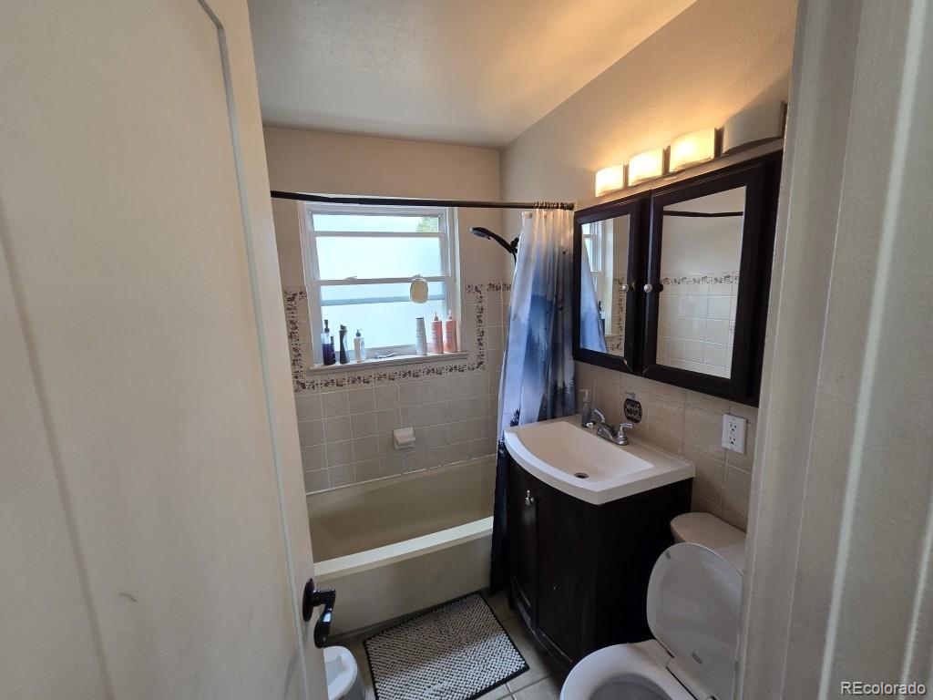MLS Image #6 for 1437 s yates street,denver, Colorado