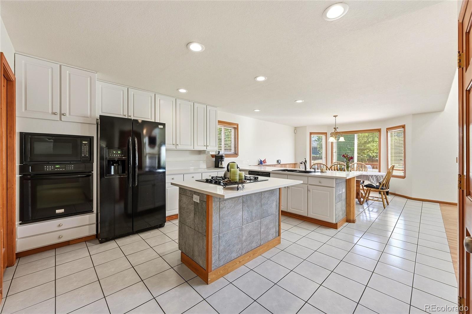 MLS Image #20 for 11285 w coal mine drive,littleton, Colorado