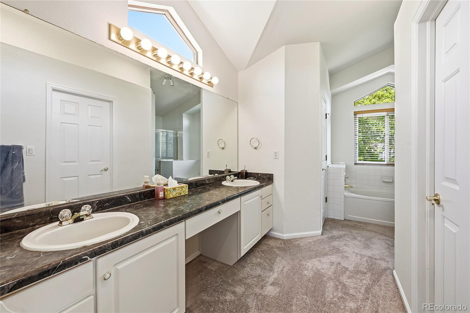 MLS Image #28 for 11285 w coal mine drive,littleton, Colorado