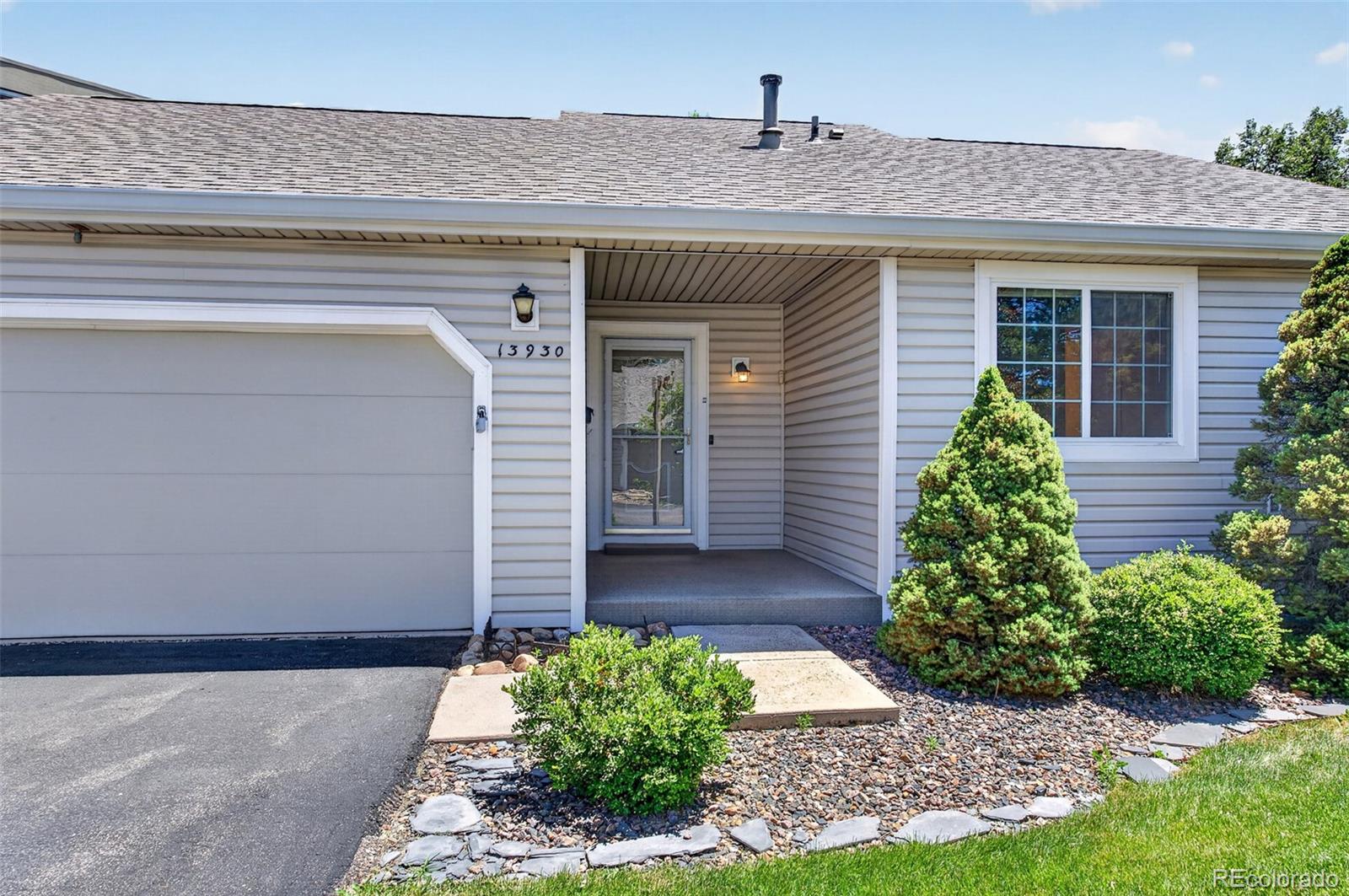 MLS Image #2 for 13930 e linvale place,aurora, Colorado