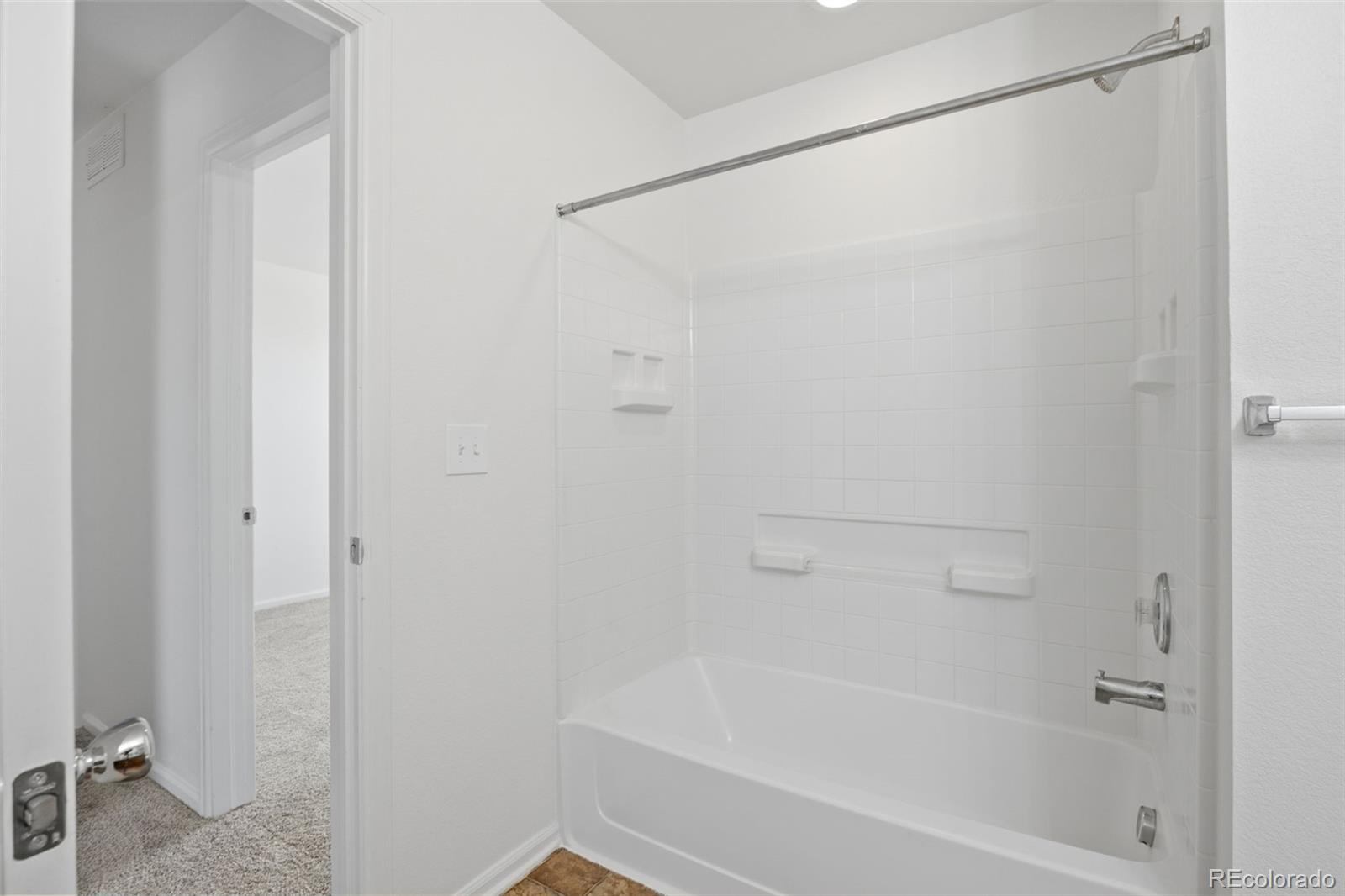 MLS Image #16 for 19171 e 58th avenue,denver, Colorado