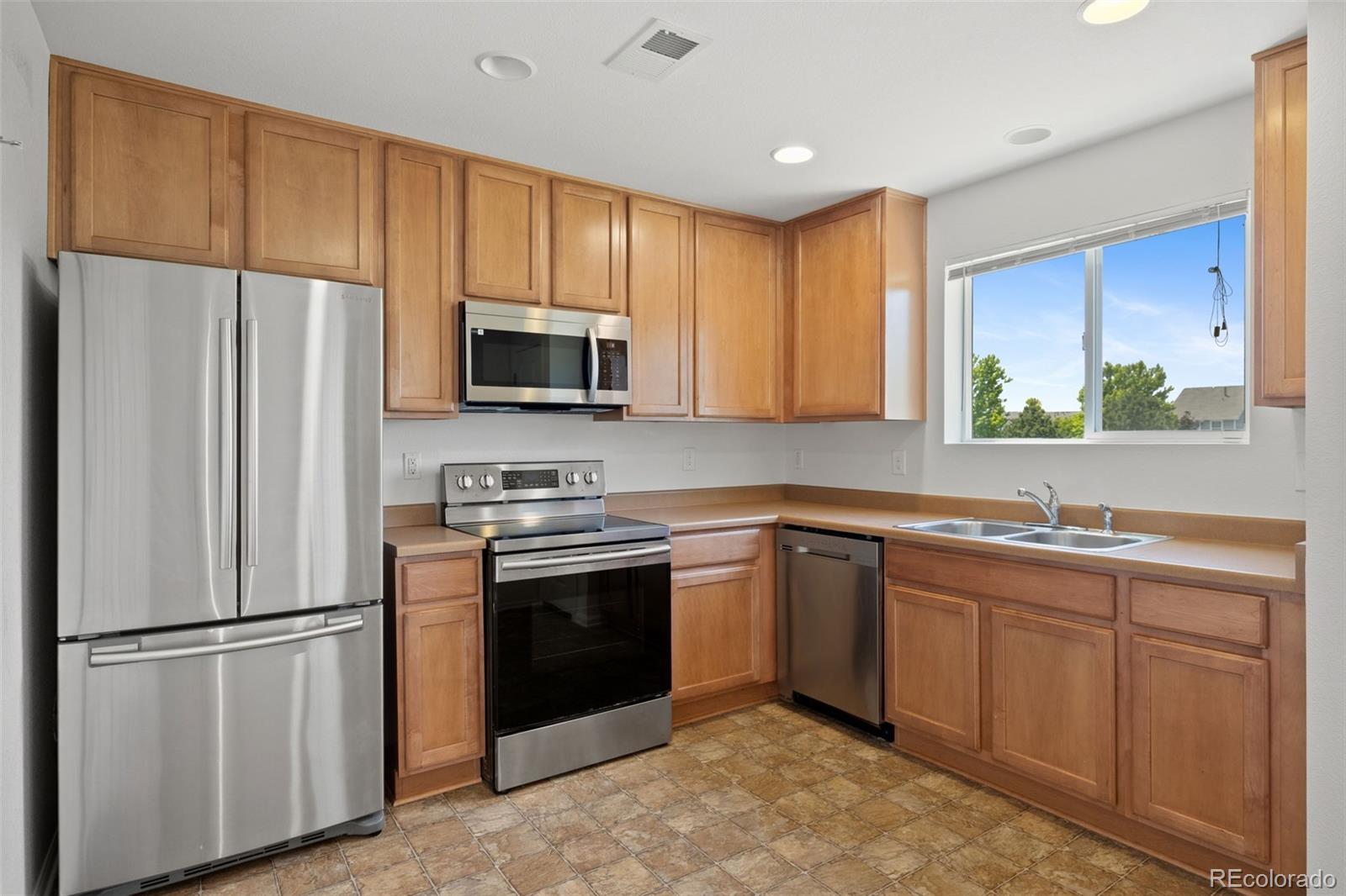 MLS Image #7 for 19171 e 58th avenue,denver, Colorado
