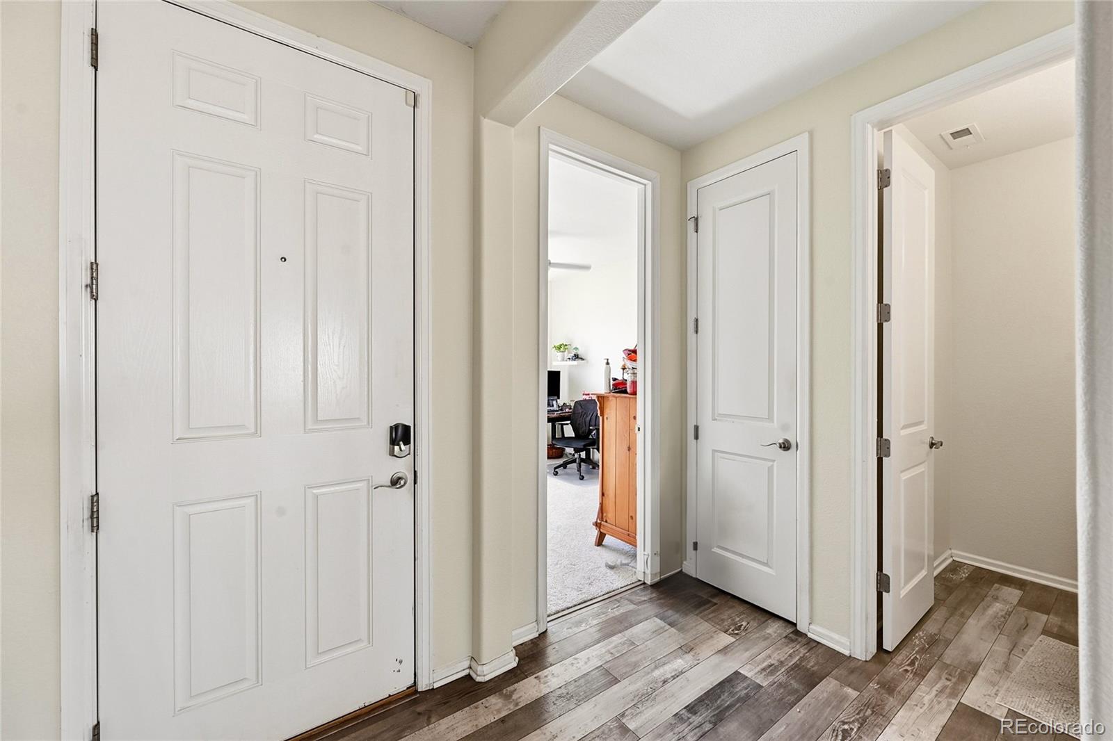 MLS Image #10 for 9645  bellaire lane,denver, Colorado