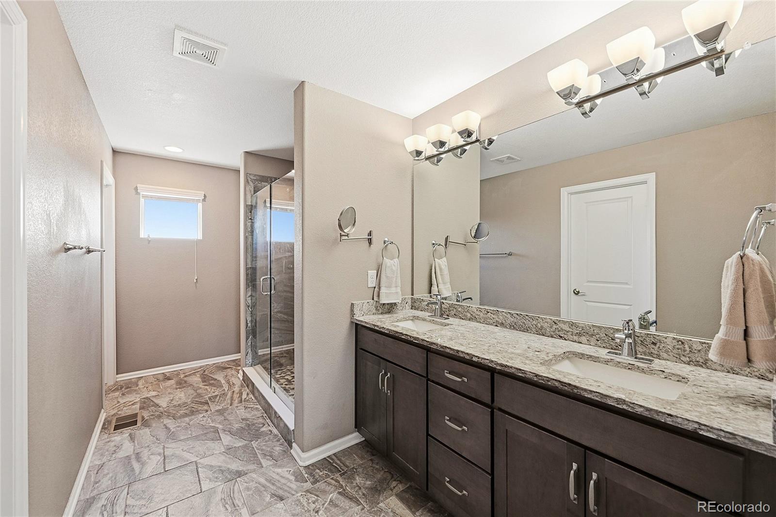 MLS Image #21 for 9645  bellaire lane,denver, Colorado