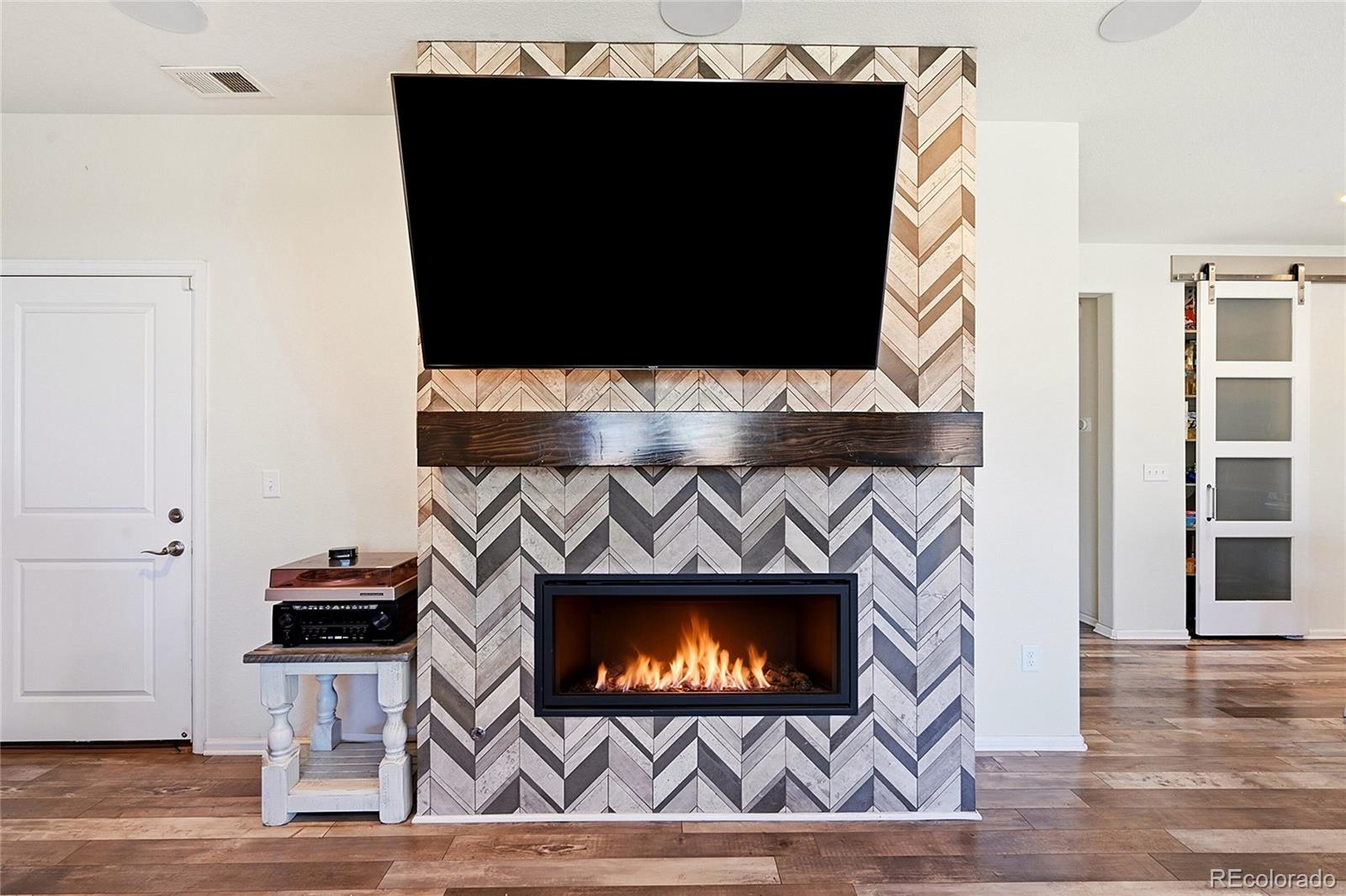 MLS Image #4 for 9645  bellaire lane,denver, Colorado