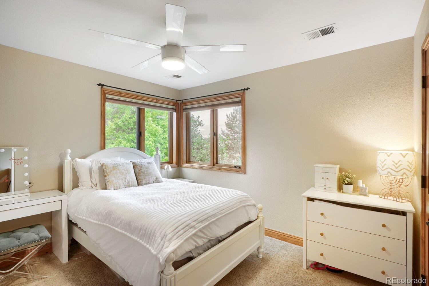 MLS Image #13 for 4794 w hinsdale court,littleton, Colorado