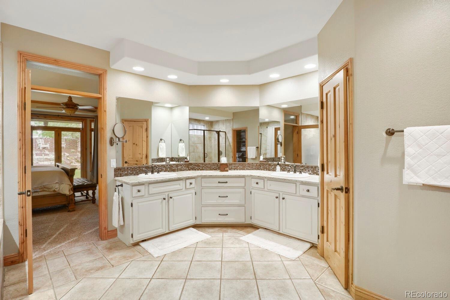 MLS Image #16 for 4794 w hinsdale court,littleton, Colorado
