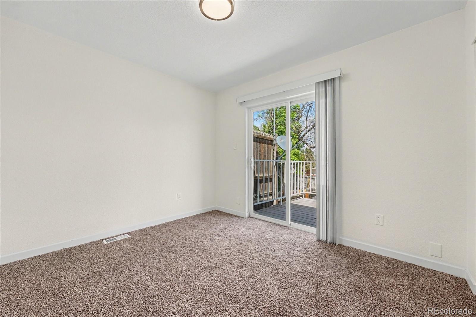 MLS Image #11 for 106  yank way,denver, Colorado