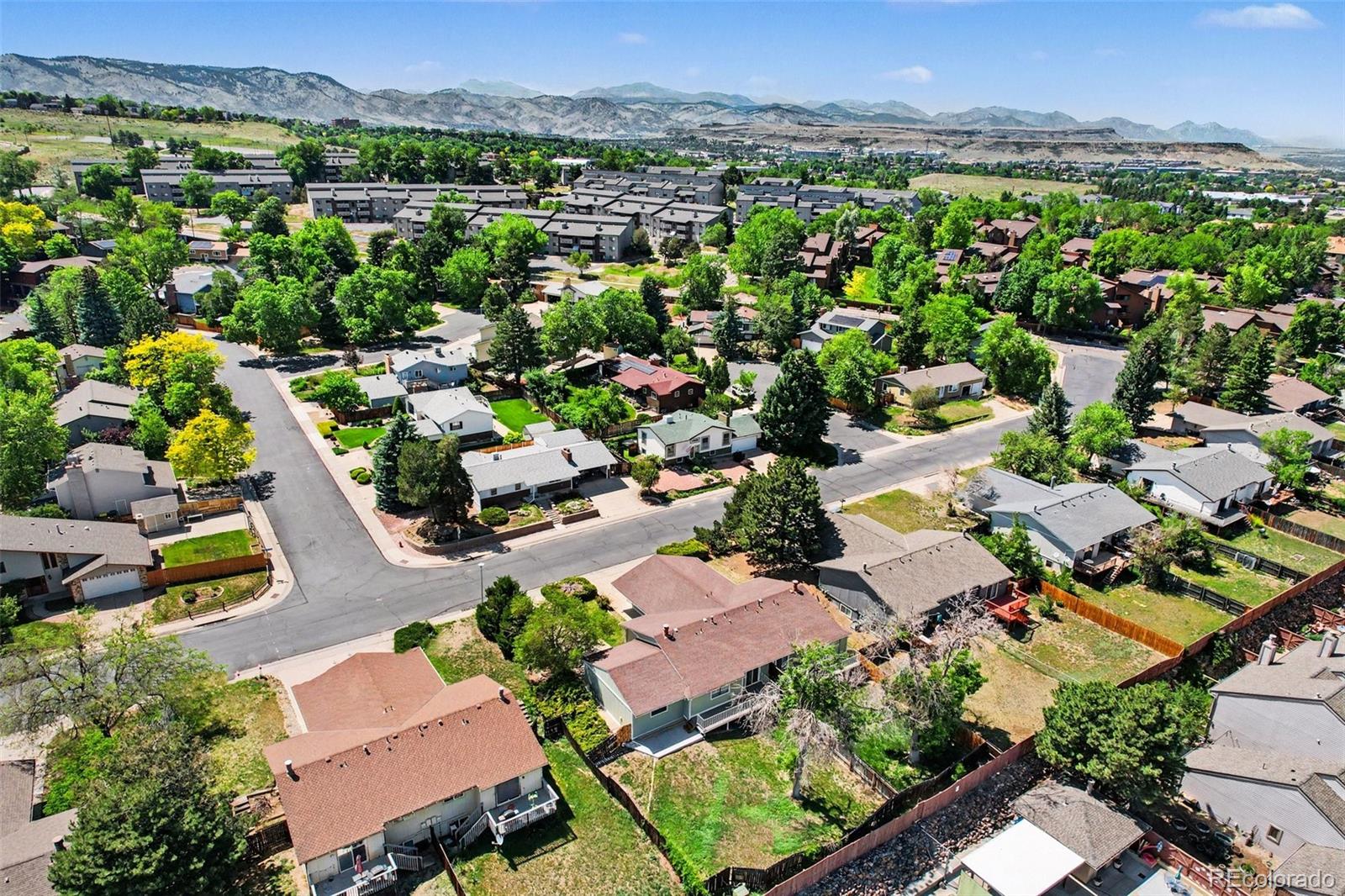 MLS Image #22 for 106  yank way,denver, Colorado