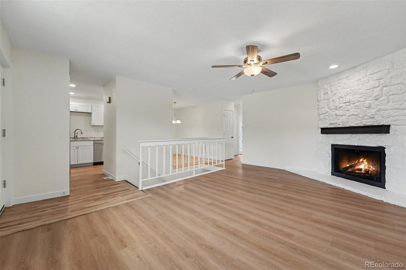 MLS Image #3 for 106  yank way,denver, Colorado