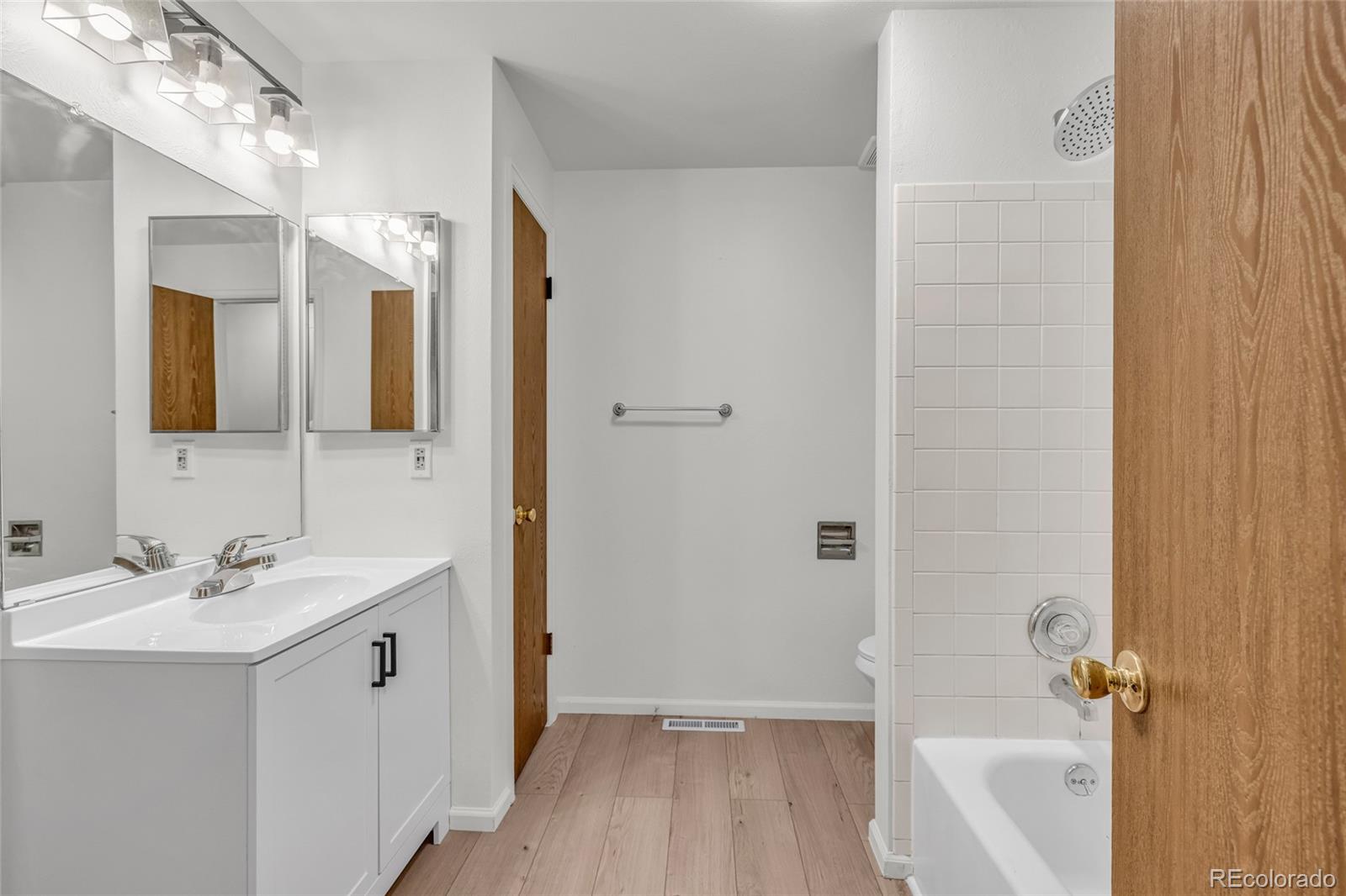 MLS Image #10 for 5565 w 76th avenue,arvada, Colorado